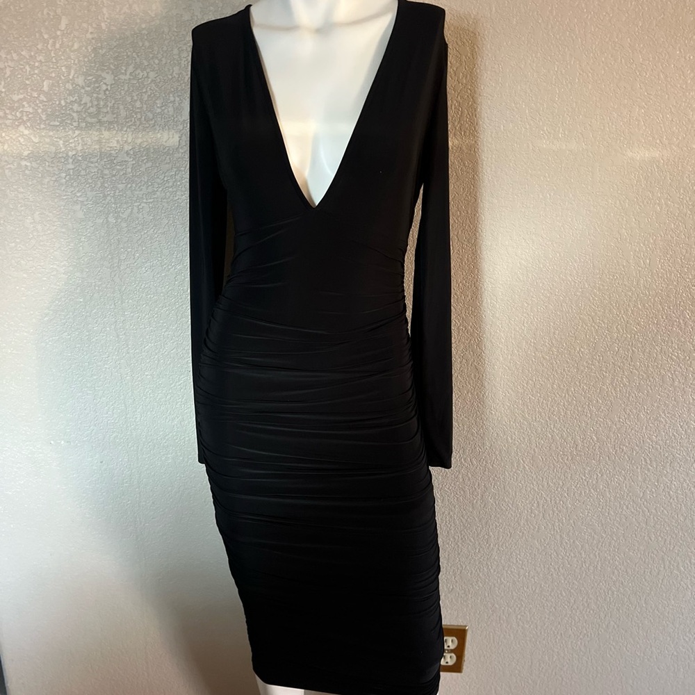 Uptown Brand Ruched  Design with Deep V-Neck NWOT Size M